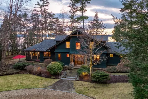 27 Echo Landing Road Moultonborough NH 03254