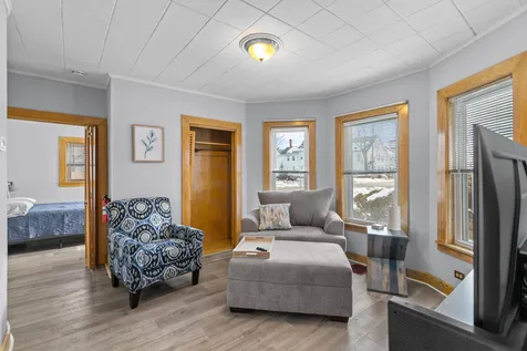 654 Chestnut Street Manchester NH 03104