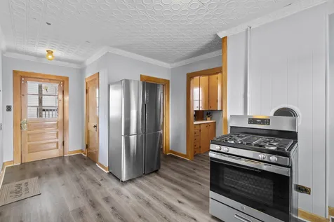 654 Chestnut Street Manchester NH 03104