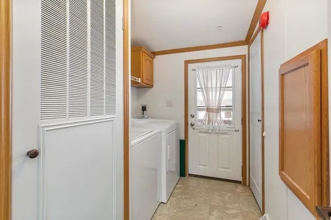 67 Hagop Road Salem NH 03079