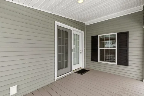 67 Hagop Road Salem NH 03079