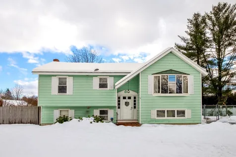8 Pinkham Avenue Somersworth NH 03878