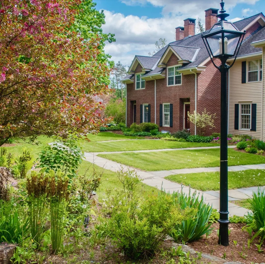 56 Townhouse Way Woodstock VT 05091