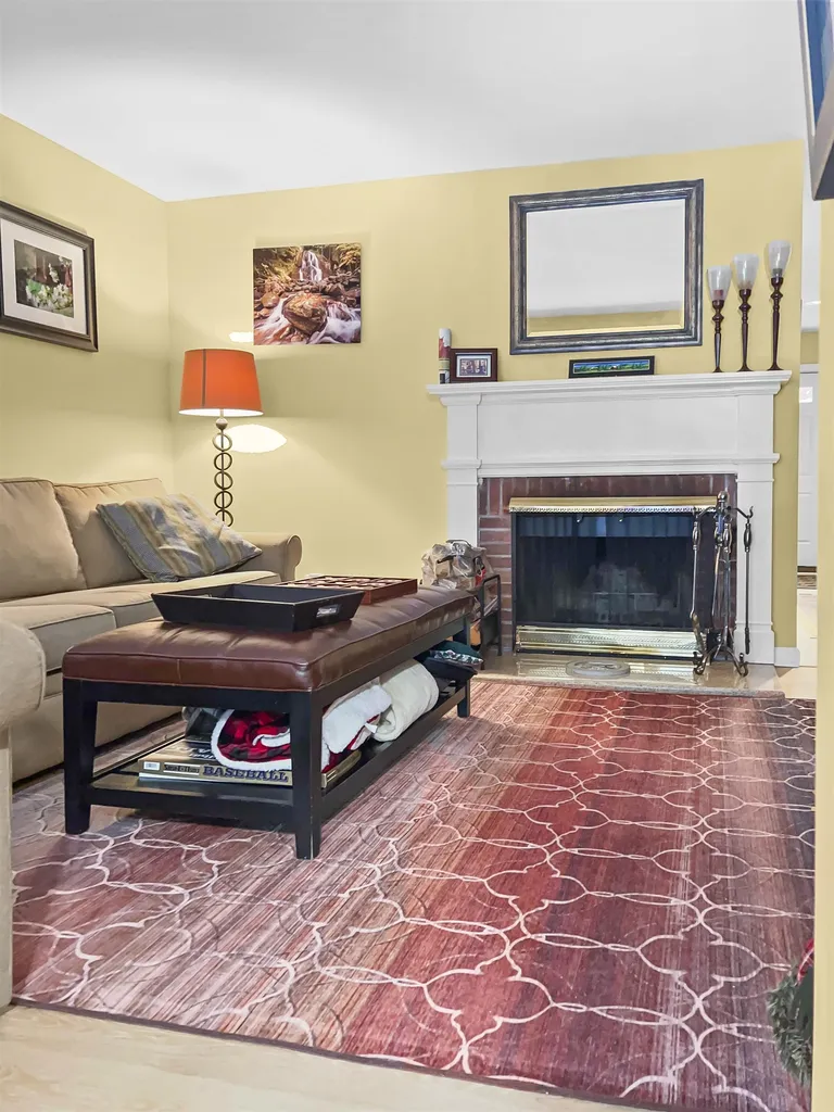 56 Townhouse Way Woodstock VT 05091