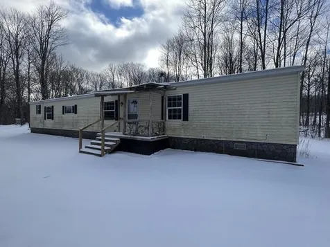 339 Hinman Road Glover VT 05839