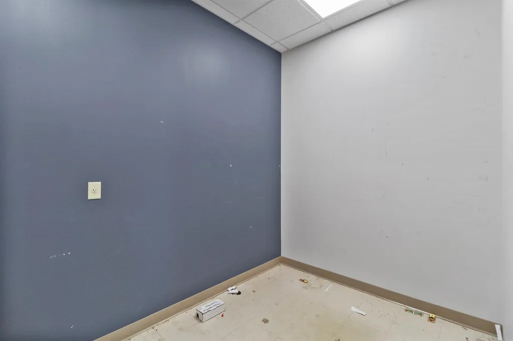 326 Lincoln Street Manchester NH 03103