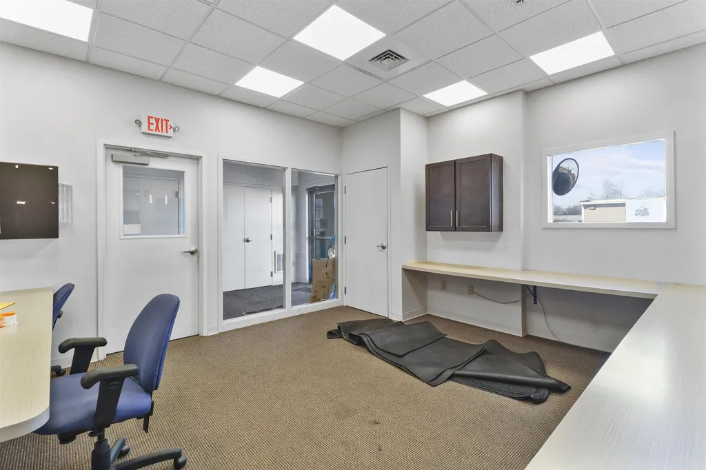 326 Lincoln Street Manchester NH 03103
