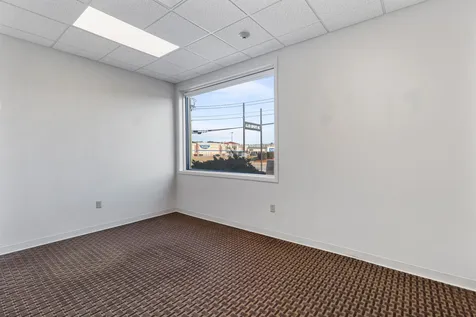 326 Lincoln Street Manchester NH 03103