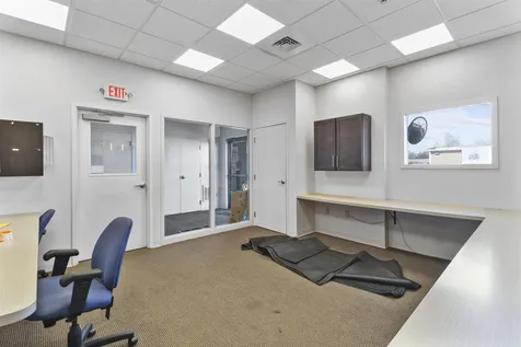 326 Lincoln Street Manchester NH 03103