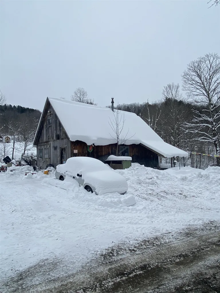 18/20 Gould Road Tunbridge VT 05077