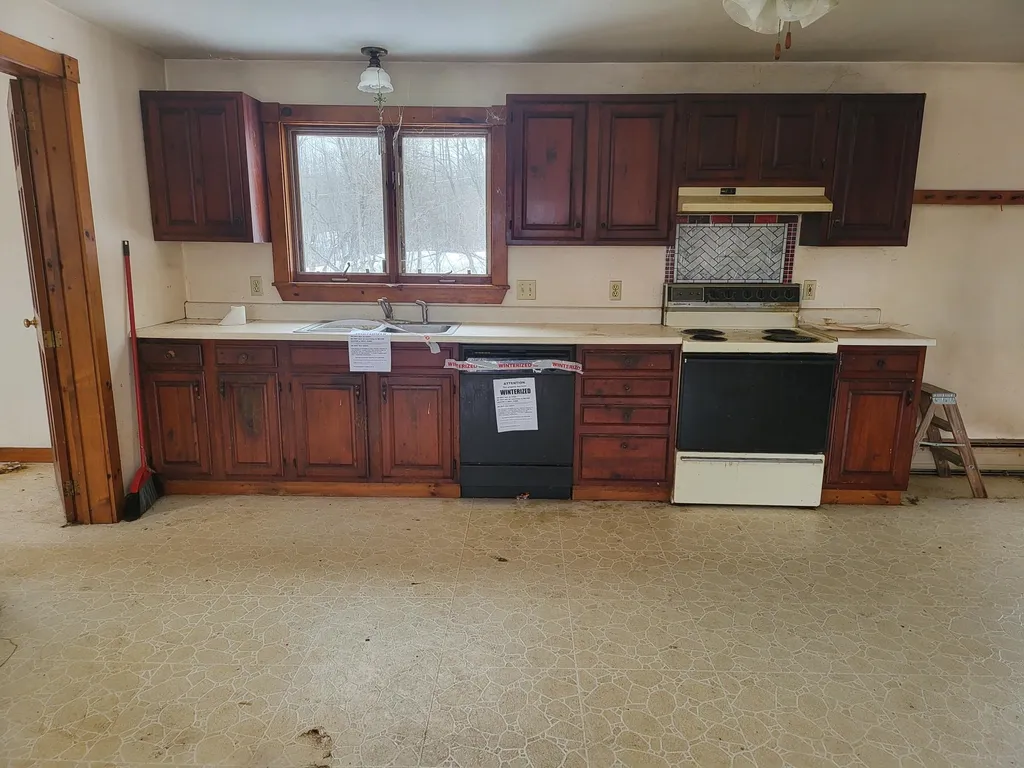 198 Donahue Road Barre Town VT 05641