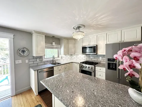 131 Long Pond Road Northwood NH 03261