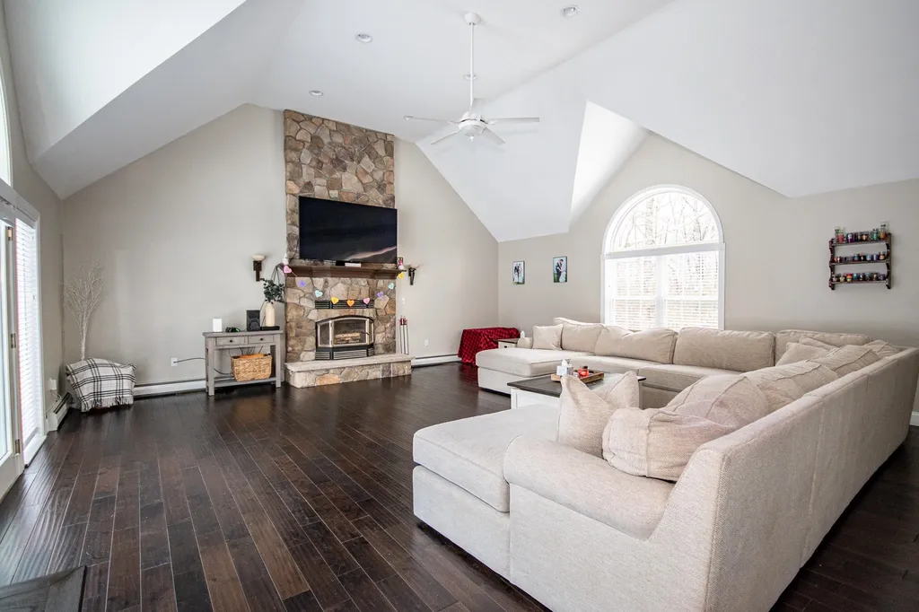 265 Tolend Road Dover NH 03820