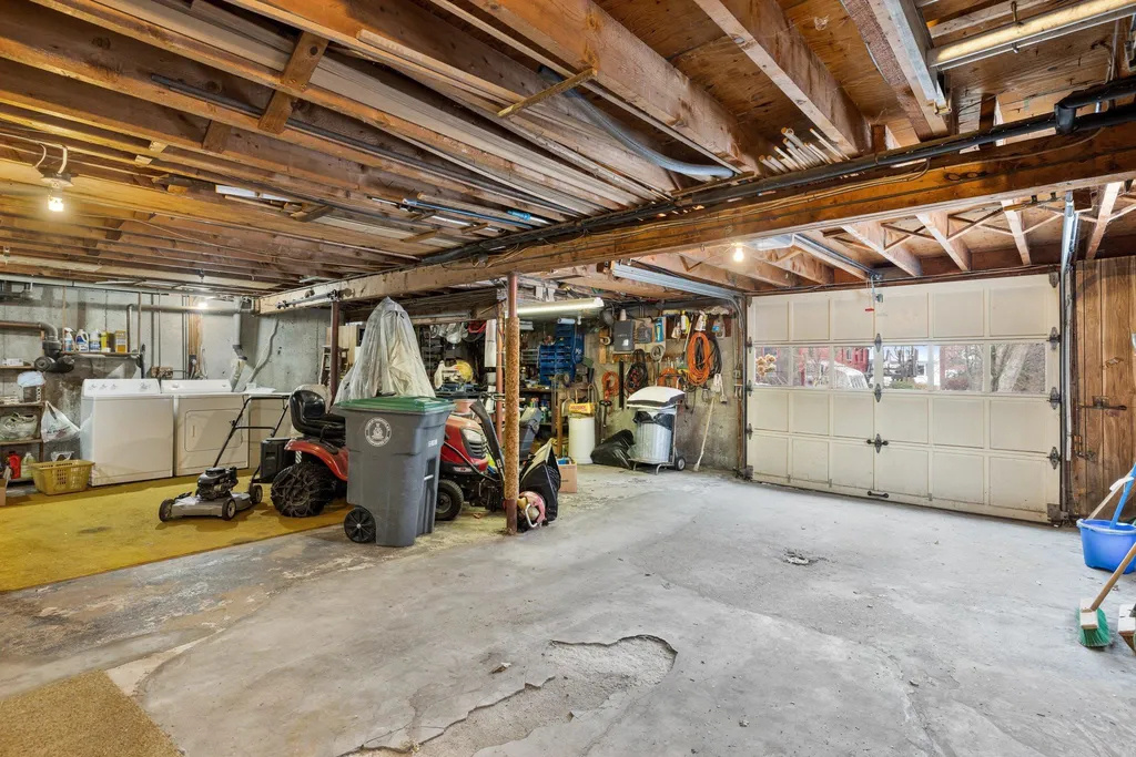 412 Grandview Road Pembroke NH 03275