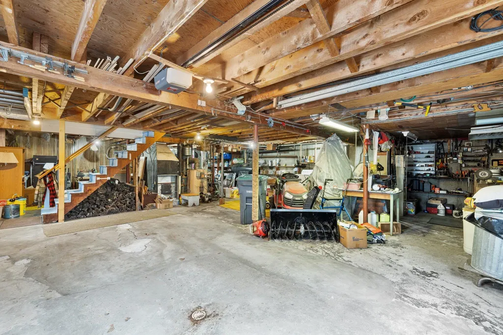 412 Grandview Road Pembroke NH 03275
