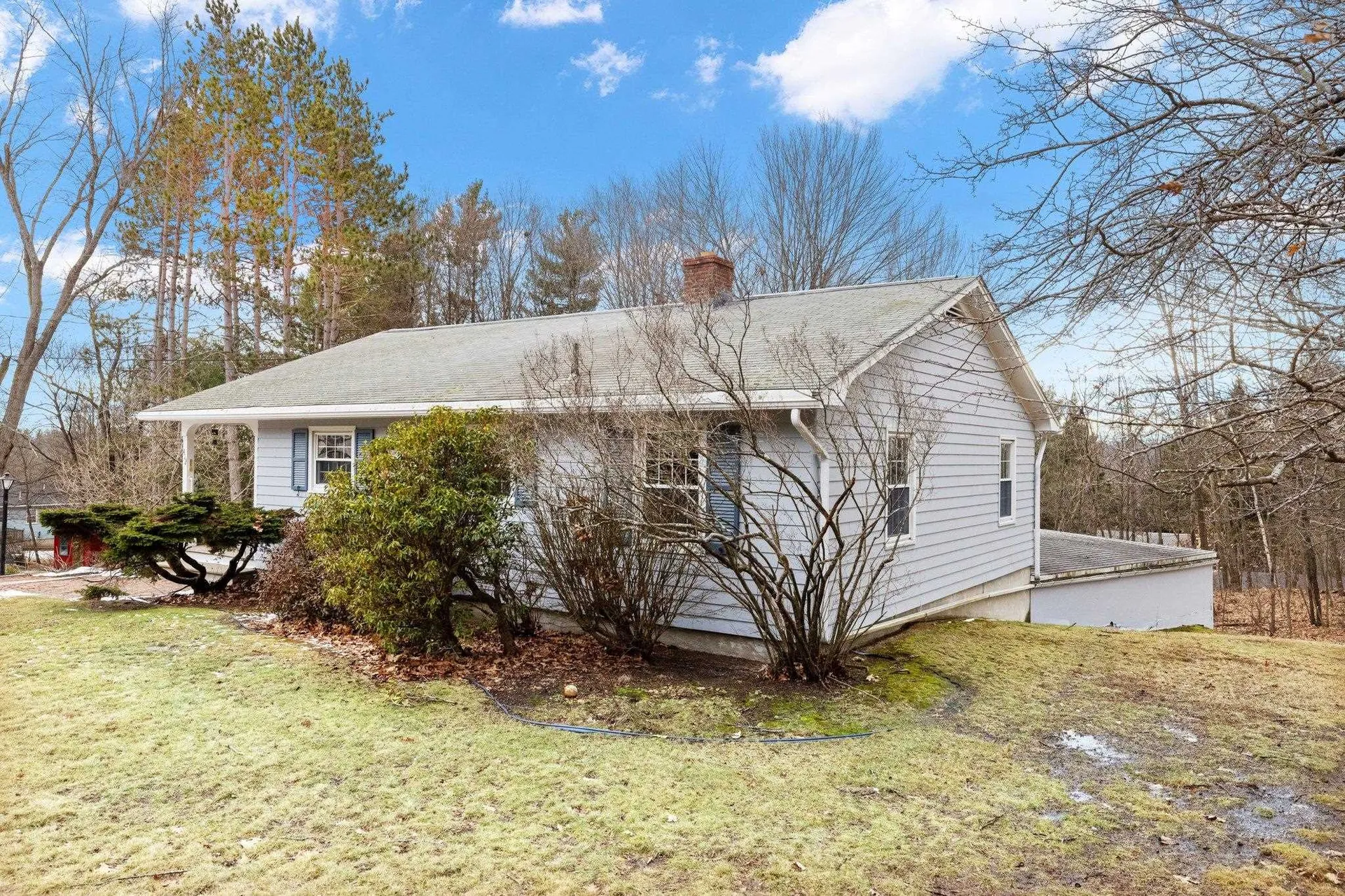 412 Grandview Road Pembroke NH 03275