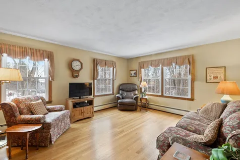412 Grandview Road Pembroke NH 03275