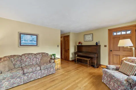412 Grandview Road Pembroke NH 03275