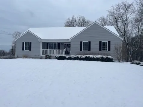 22 Maple Road North Hampton NH 03862