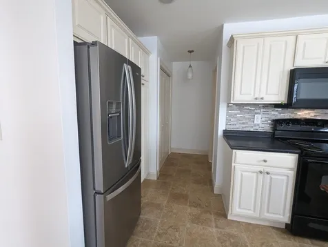 22 Maple Road North Hampton NH 03862