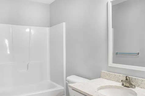33 Margarets Way Ossipee NH 03864
