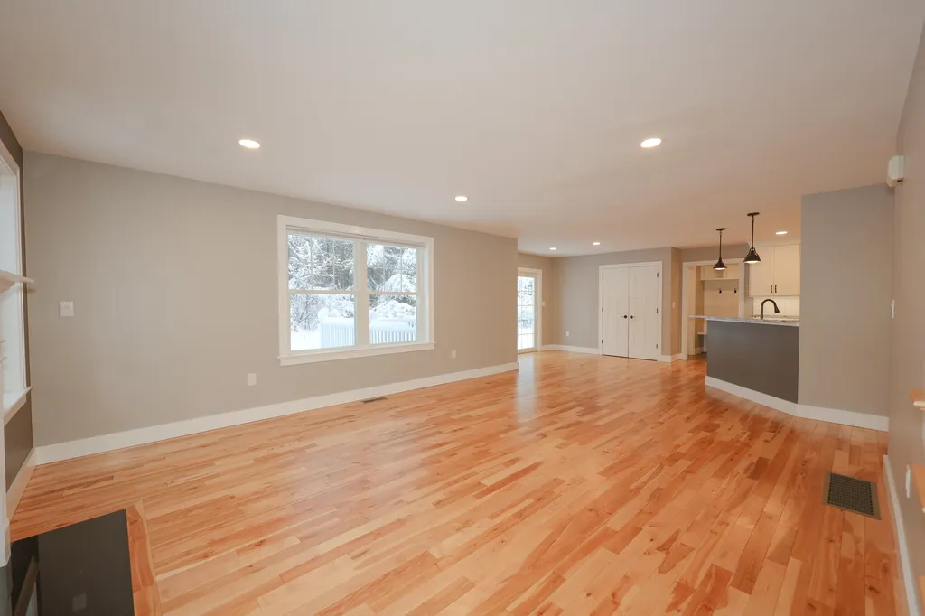 246 Wallace Road Bedford NH 03110