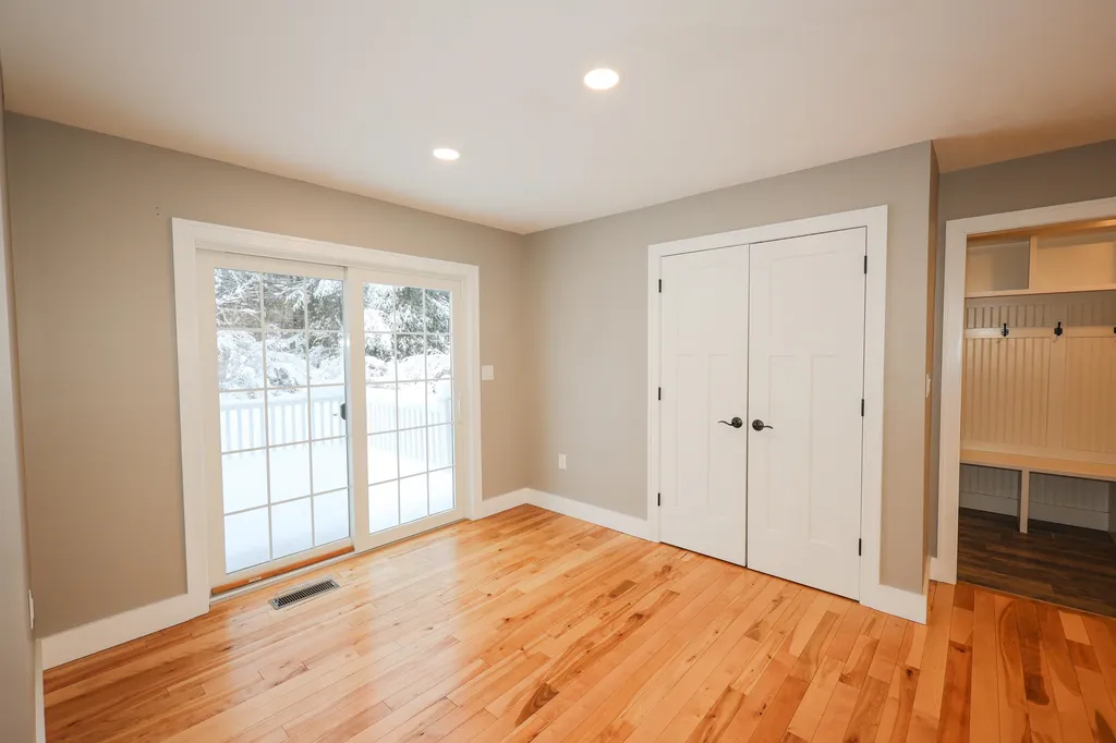 246 Wallace Road Bedford NH 03110
