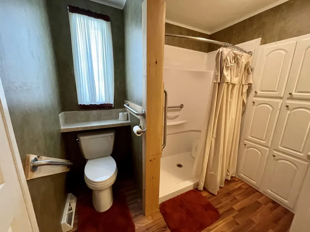 112 Bluebird Lane Lyndon VT 05851