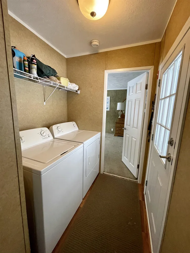 112 Bluebird Lane Lyndon VT 05851