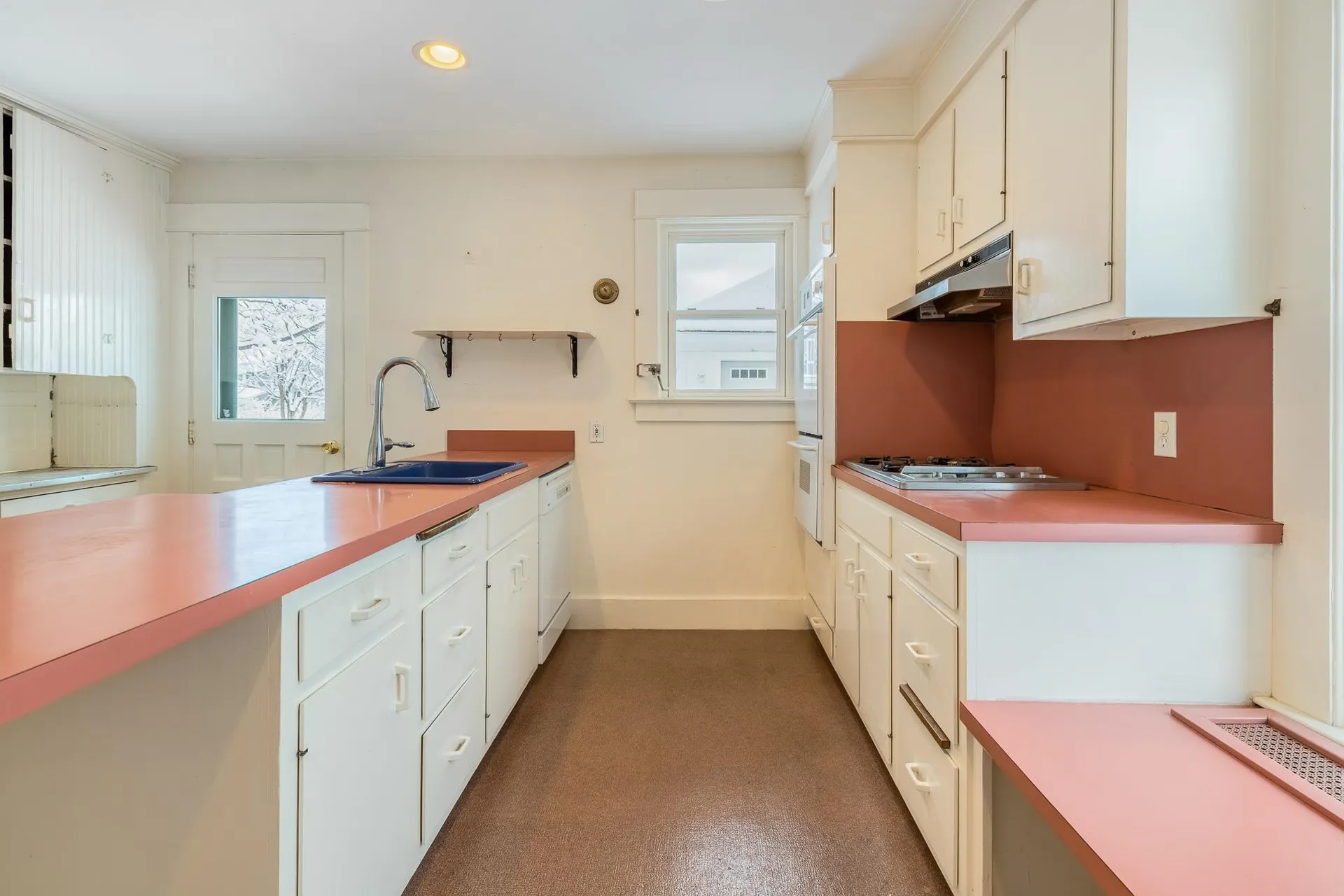 8 Ridge Road Hanover NH 03755