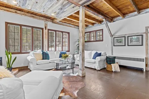 11 Taber Hill Road Stowe VT 05672