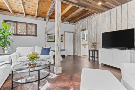11 Taber Hill Road Stowe VT 05672