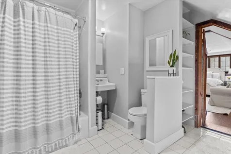 11 Taber Hill Road Stowe VT 05672