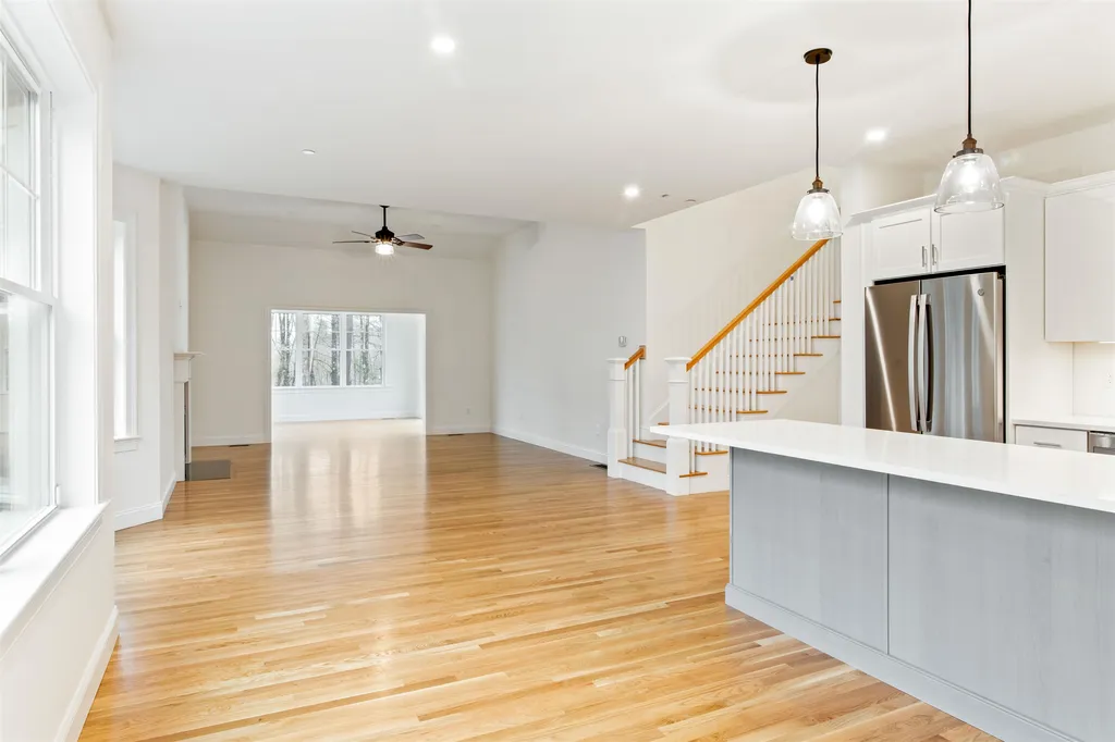 99 Sage Lane Portsmouth NH 03801