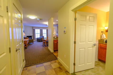 709/711 Qii Jackson Gore Adams House Ludlow VT 05149