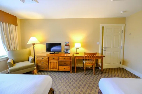 709/711 Qii Jackson Gore Adams House Ludlow VT 05149