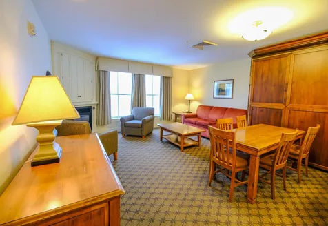 709/711 Qii Jackson Gore Adams House Ludlow VT 05149