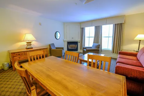 709/711 Qii Jackson Gore Adams House Ludlow VT 05149