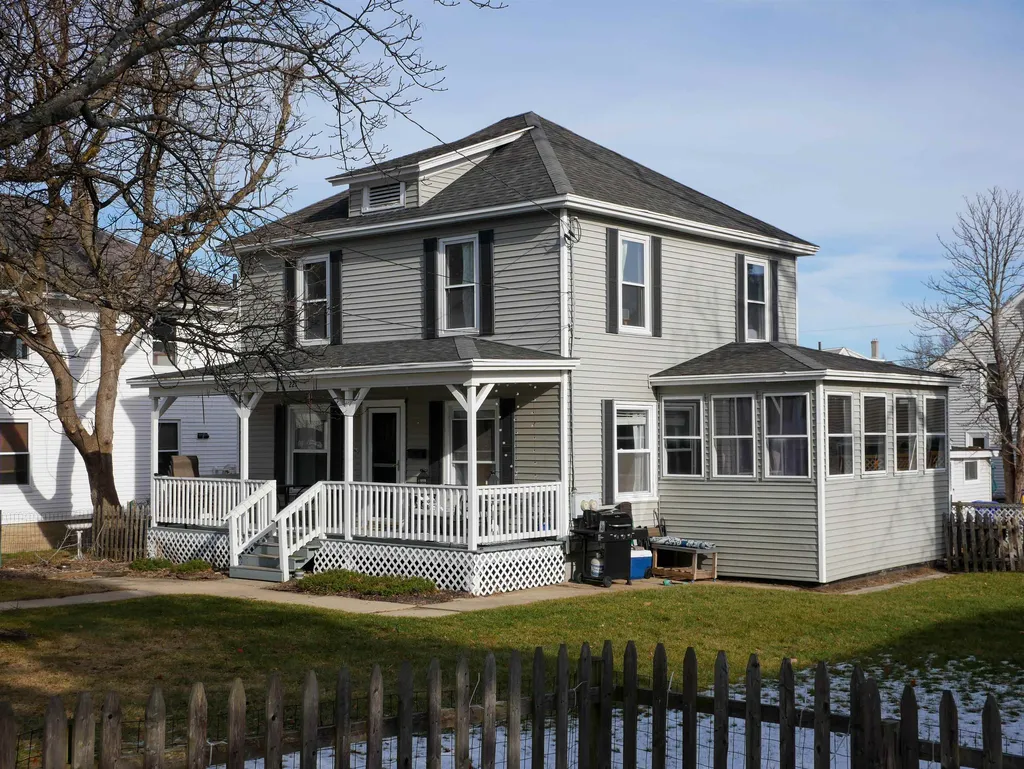 221 Laval Street Manchester NH 03102