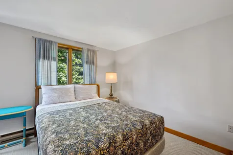 2696 Lake Shore Road Gilford NH 03249