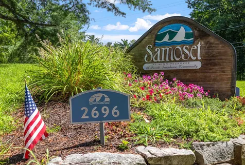 2696 Lake Shore Road Gilford NH 03249