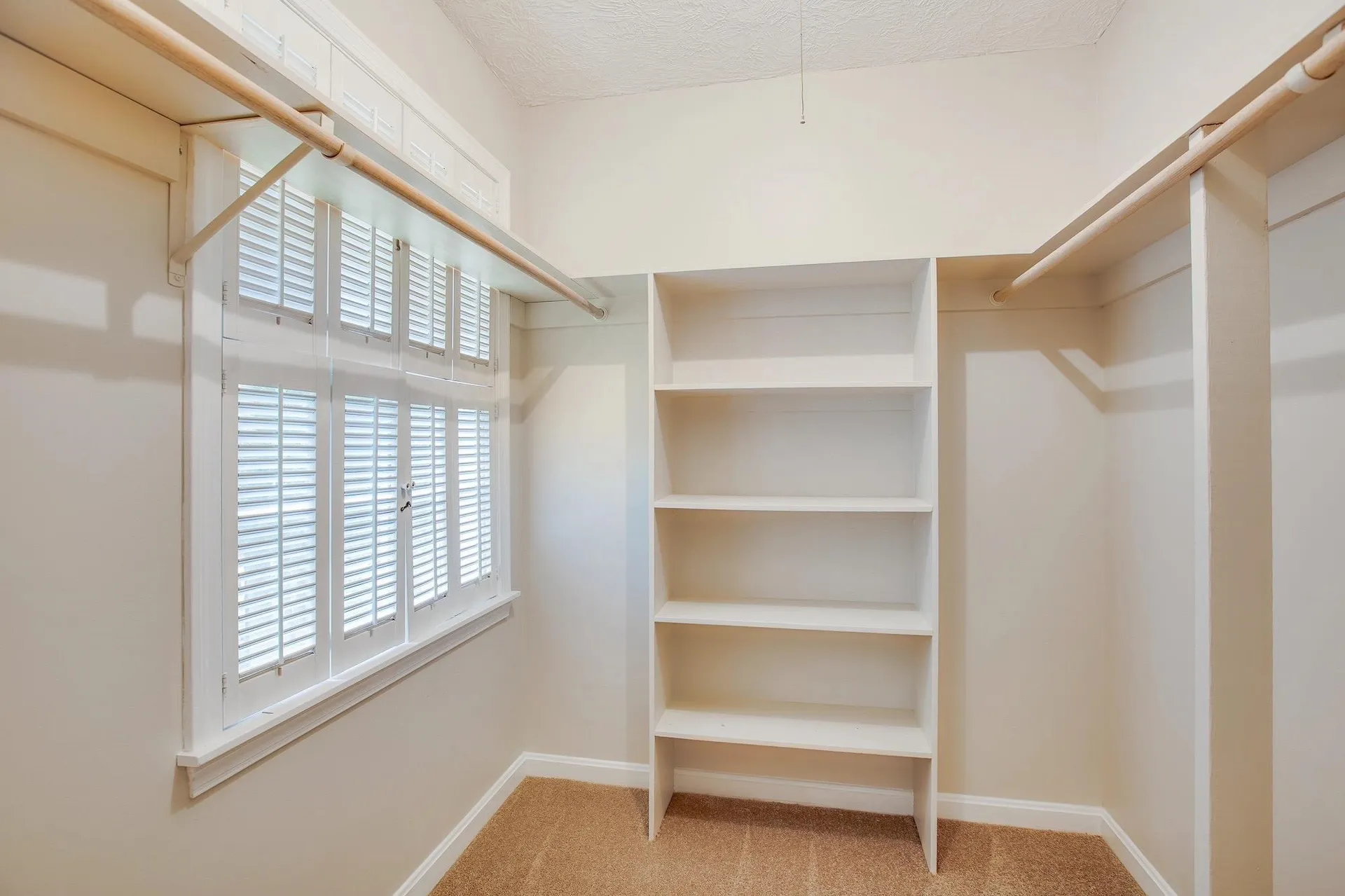 27 Buttonwood Road Bedford NH 03110