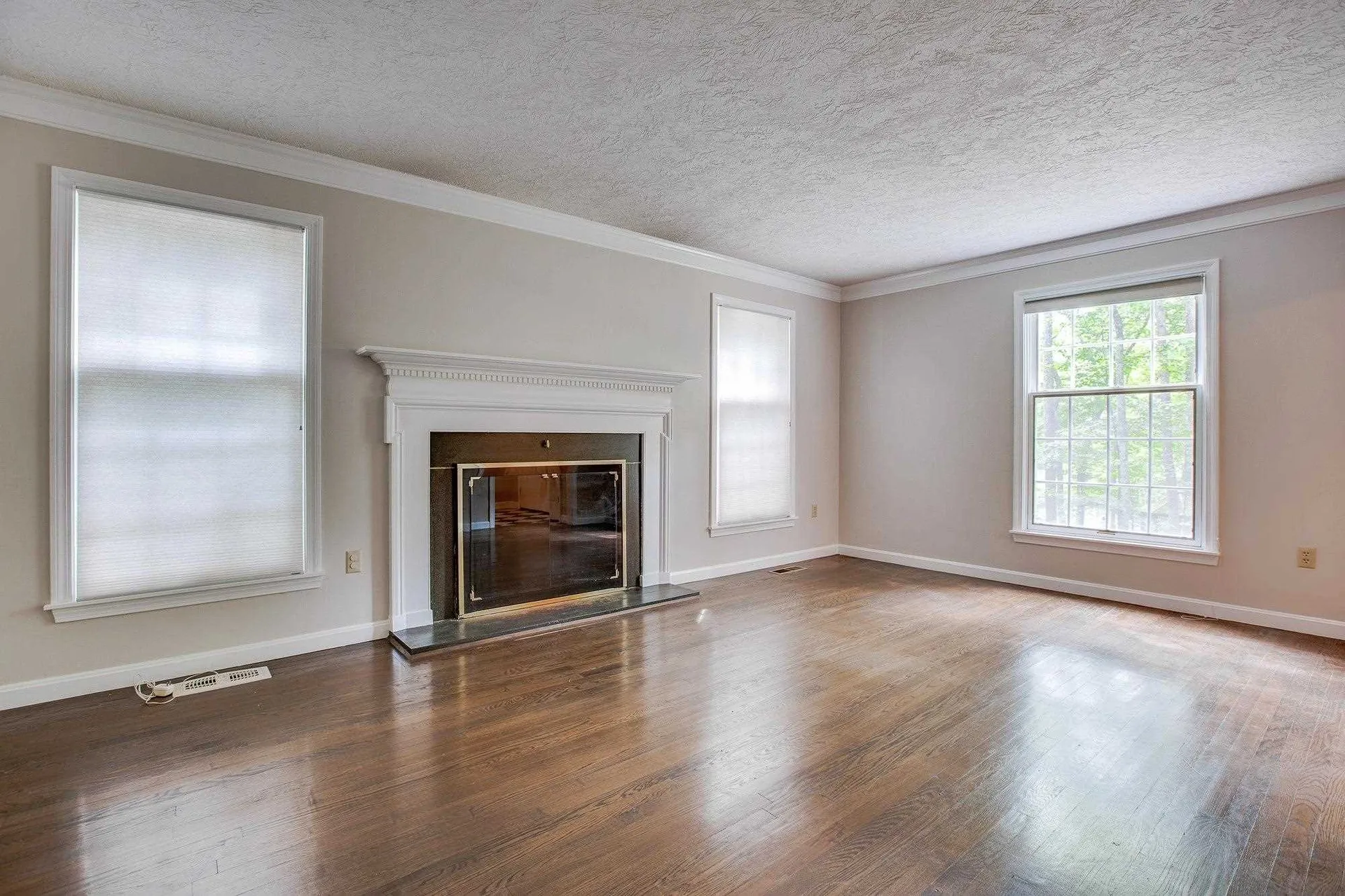 27 Buttonwood Road Bedford NH 03110