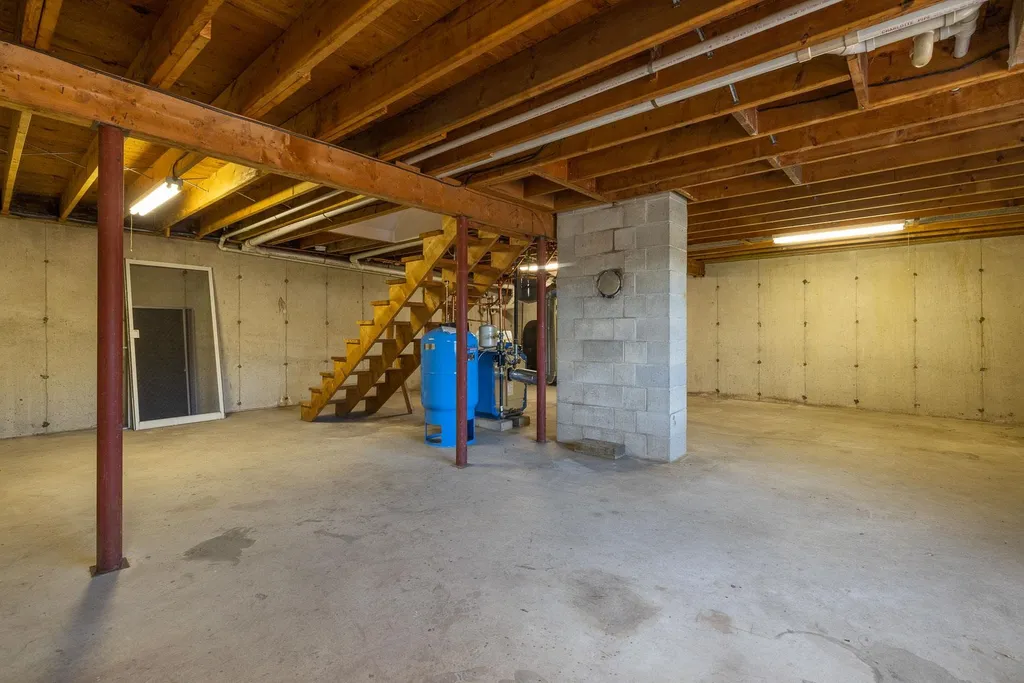 35 Grist Mill Lane New Castle NH 03854