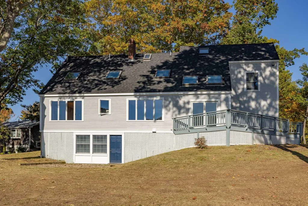 35 Grist Mill Lane New Castle NH 03854