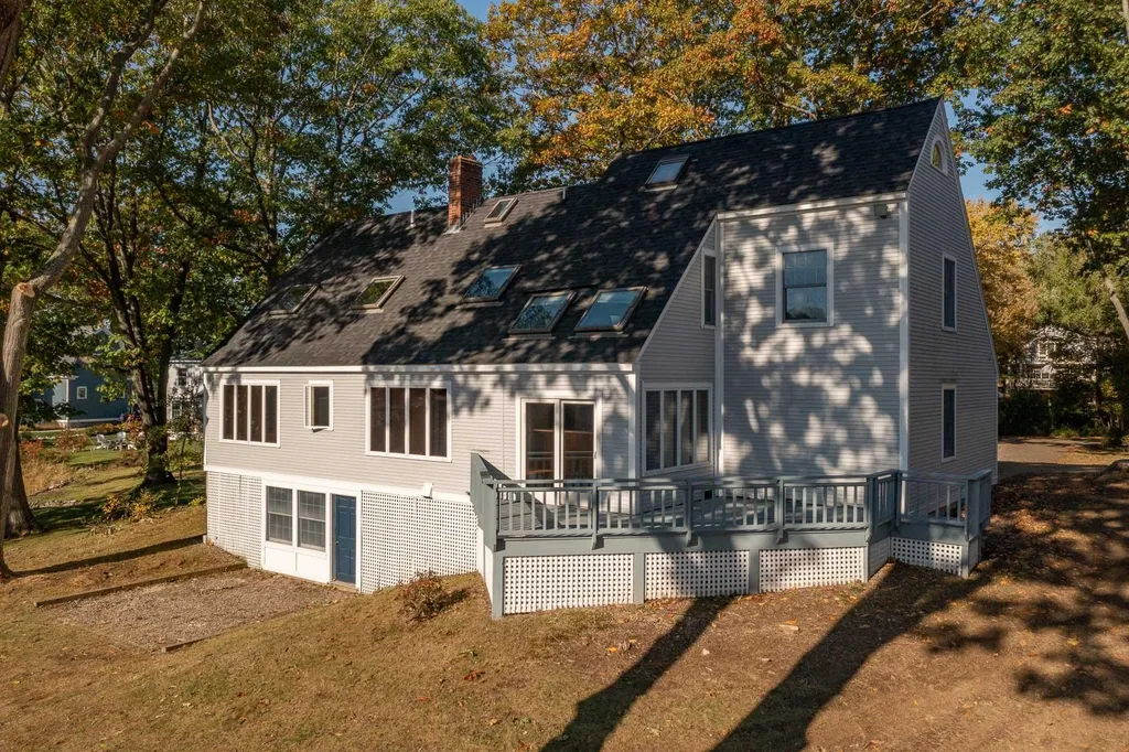 35 Grist Mill Lane New Castle NH 03854