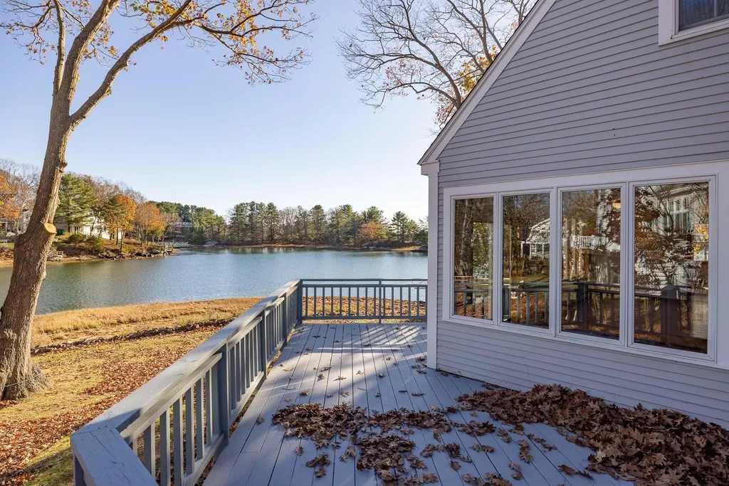 35 Grist Mill Lane New Castle NH 03854