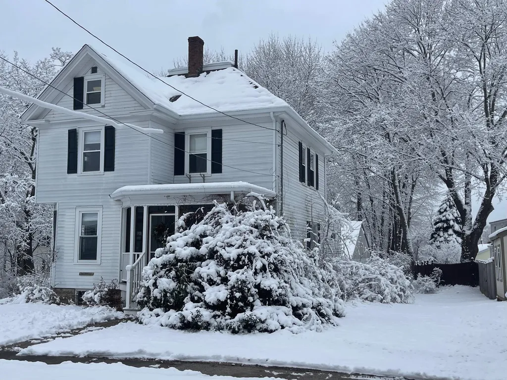 138 Mount Vernon Street Dover NH 03820
