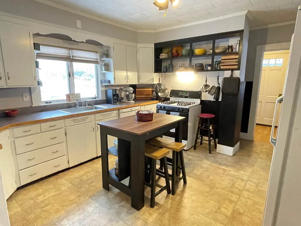138 Mount Vernon Street Dover NH 03820