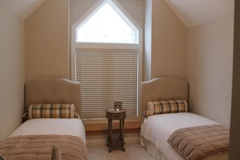 25 Woodsview Lane Lincoln NH 03251
